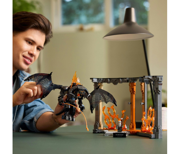 LEGO Icons 10367 Władca pierścieni: Book nook z Balrogiem - 1331602 - zdjęcie 3
